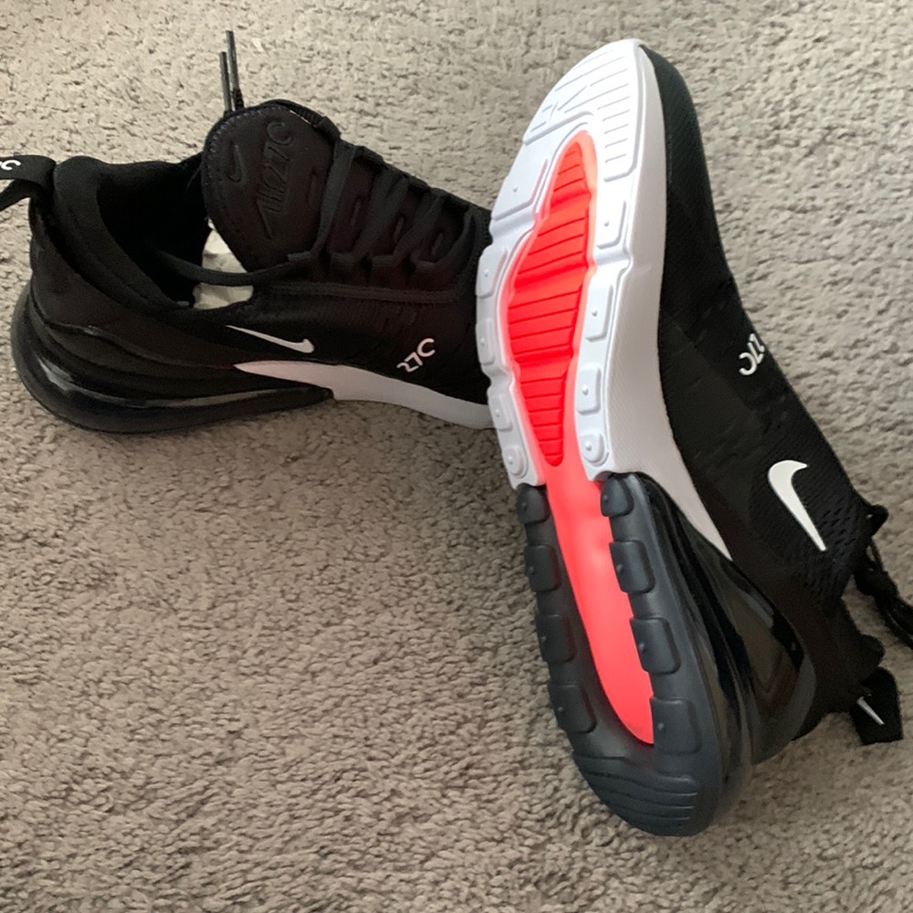 Nike Air Max 270